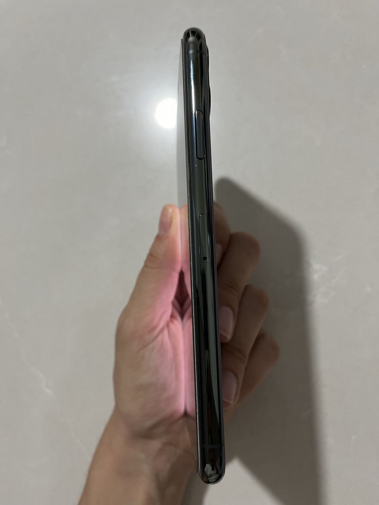 Vende-se iphone 11 Pro max 256 gb
