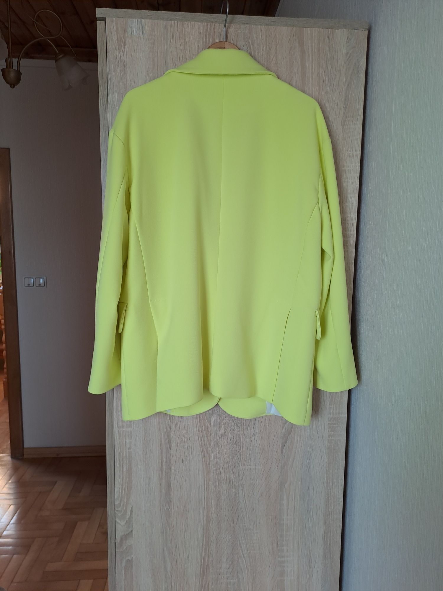 Marynarka  damska  oversize  limonka