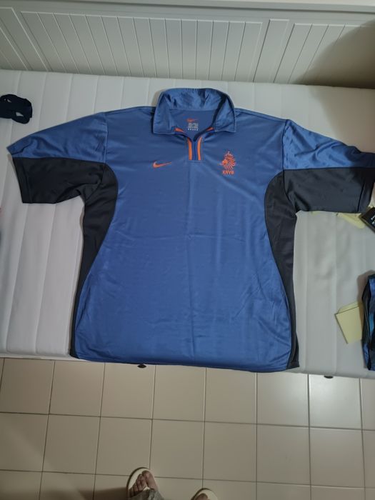 Camisas e polos 2€