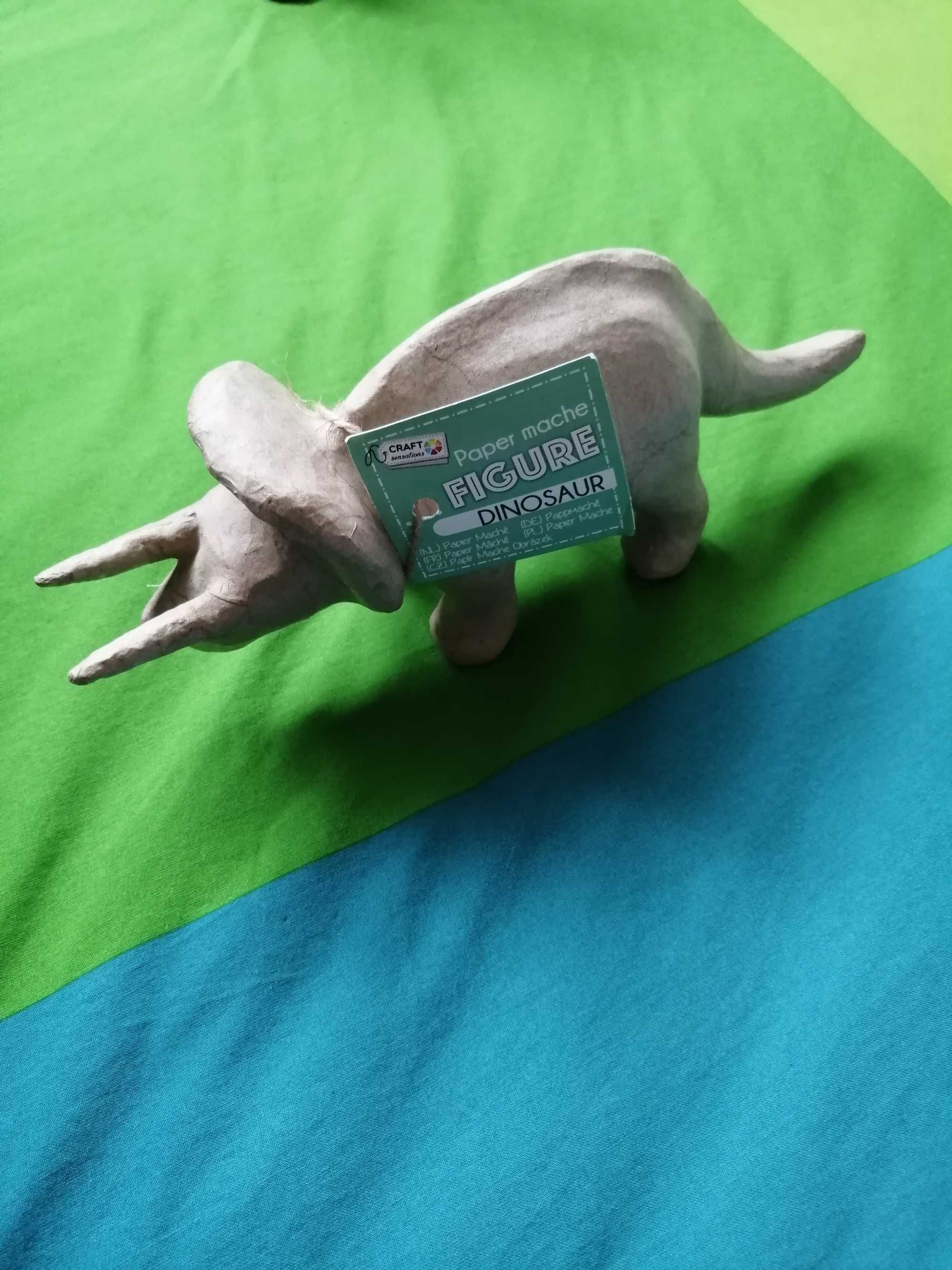 figurka psa figurka dinozaura z brązowej masy papierowej komplet