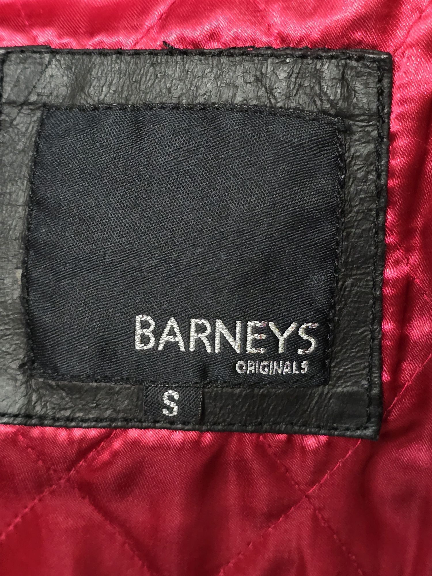 Чоловіча шкіряна куртка Barneys розмір S стан ідеальний