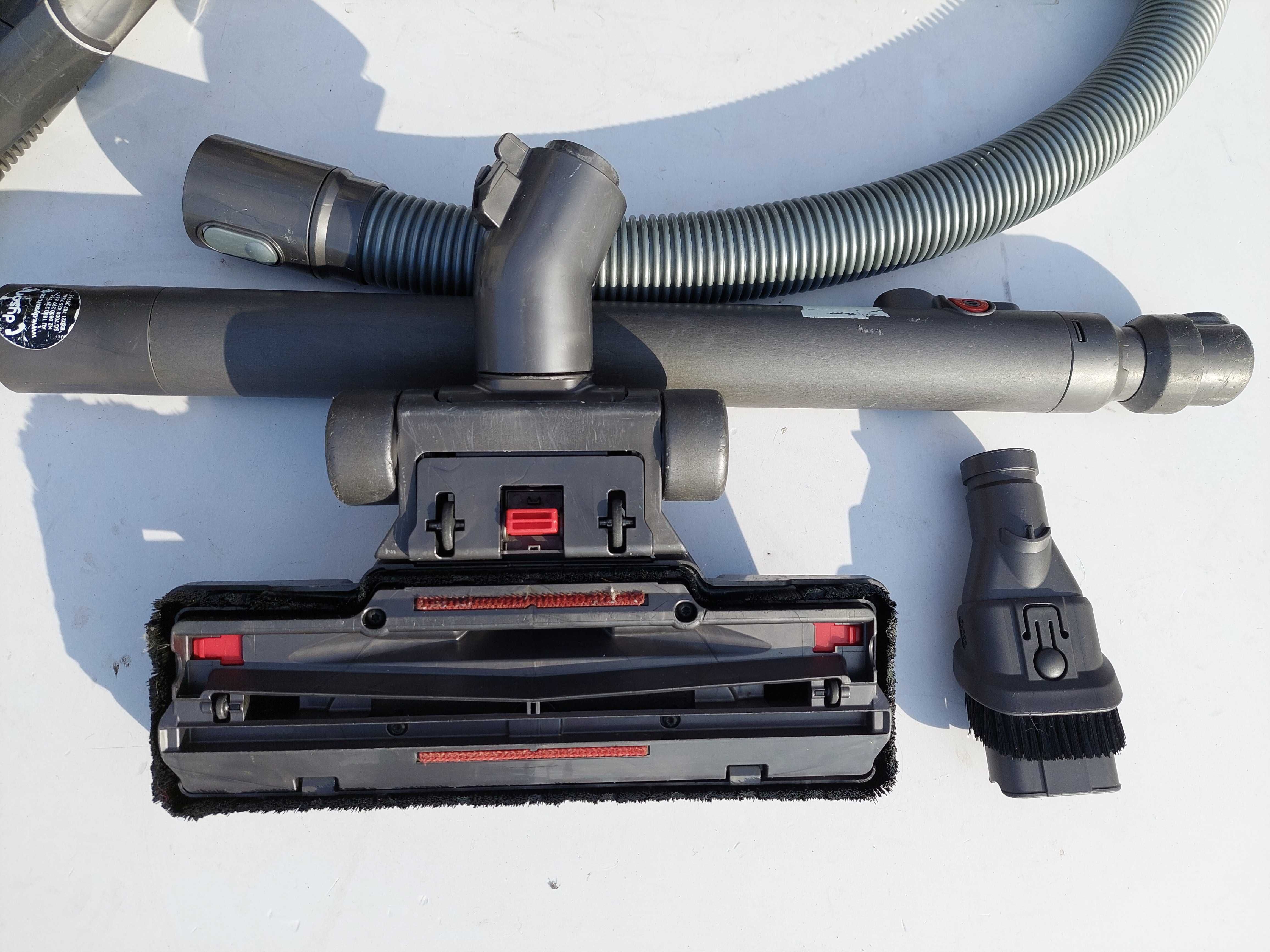 Odkurzacz dyson dc 37 tangle-free