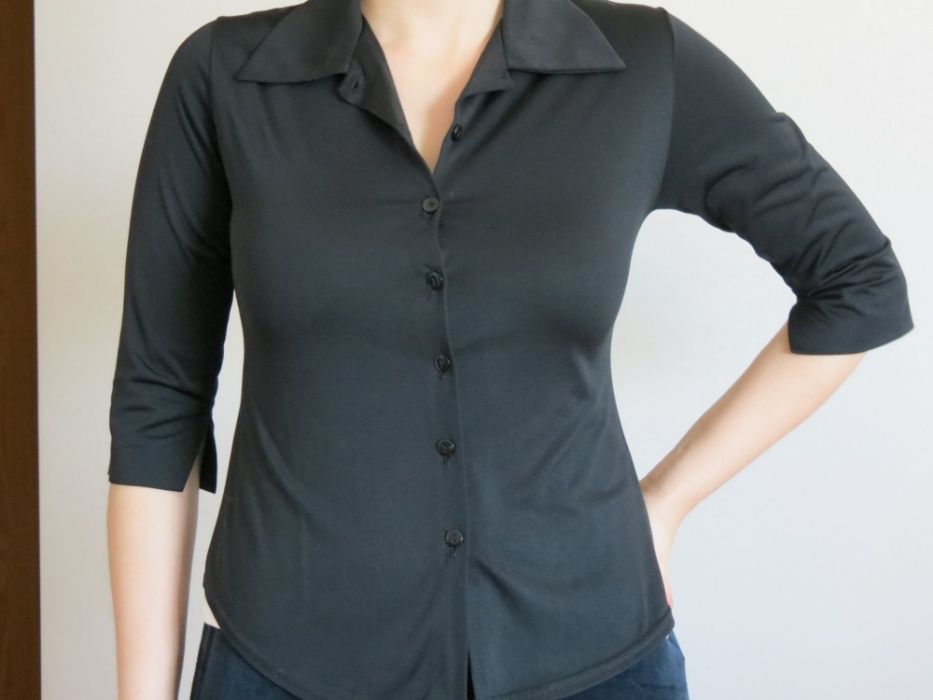 Camisa/blusa básica "slim"/cintada!