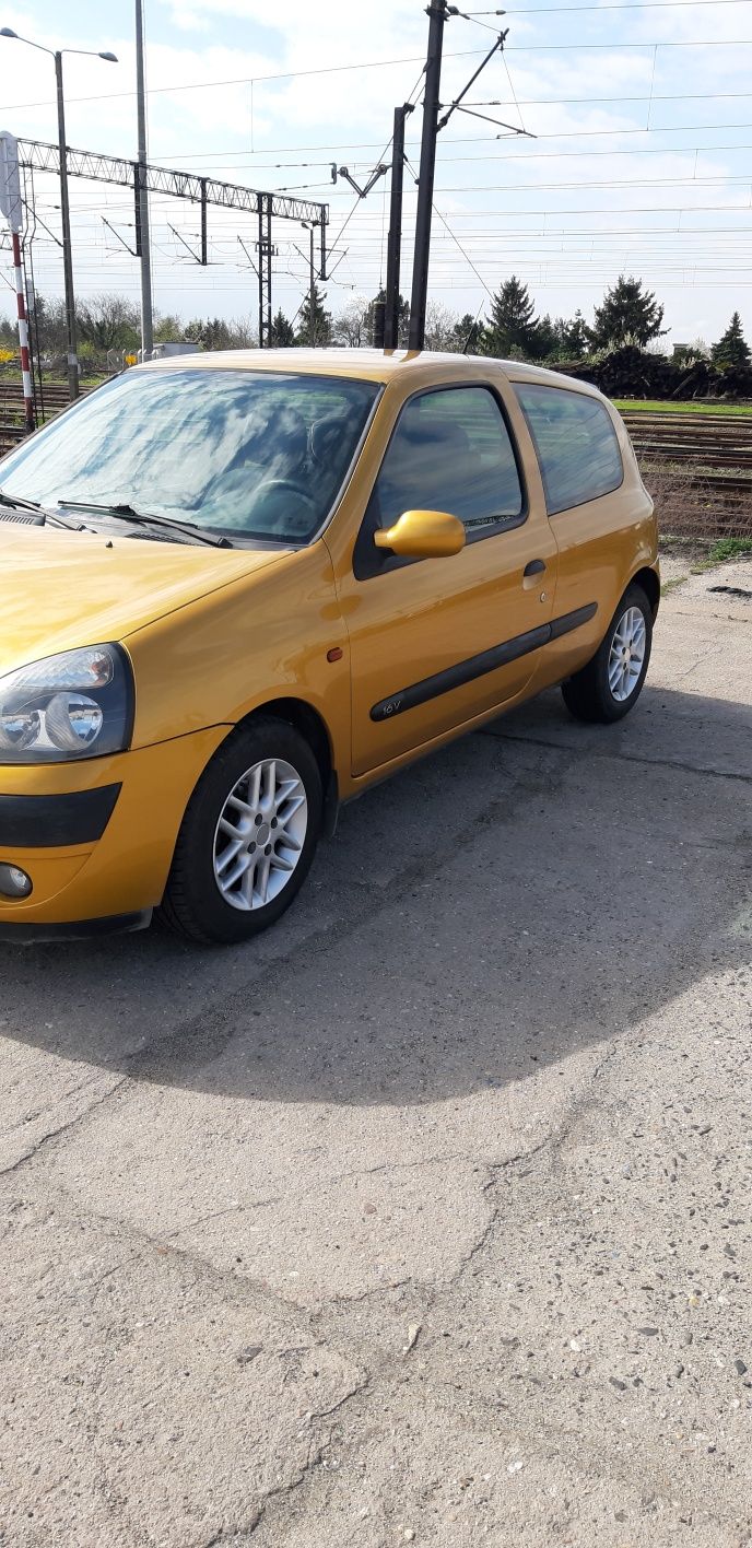 Renault Clio 2 1.2 16V