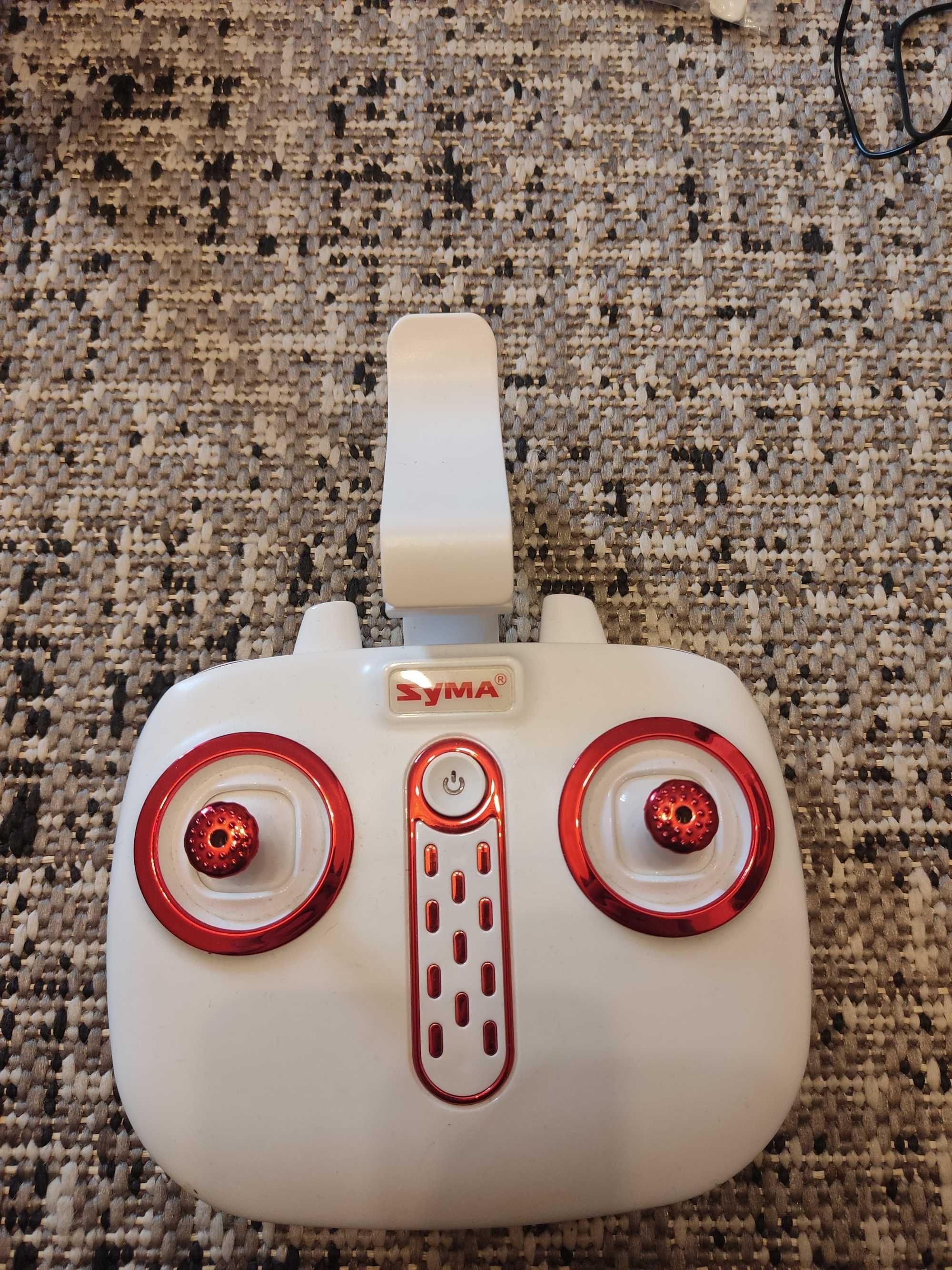Dron z kamerą Syma X5UW - czerwony