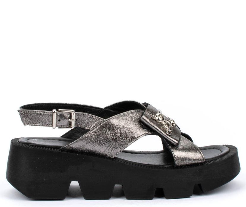 Босоніжки жіночі шкіра