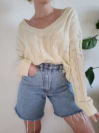 Piękny kremowy sweter oversize warkocze boho vintage