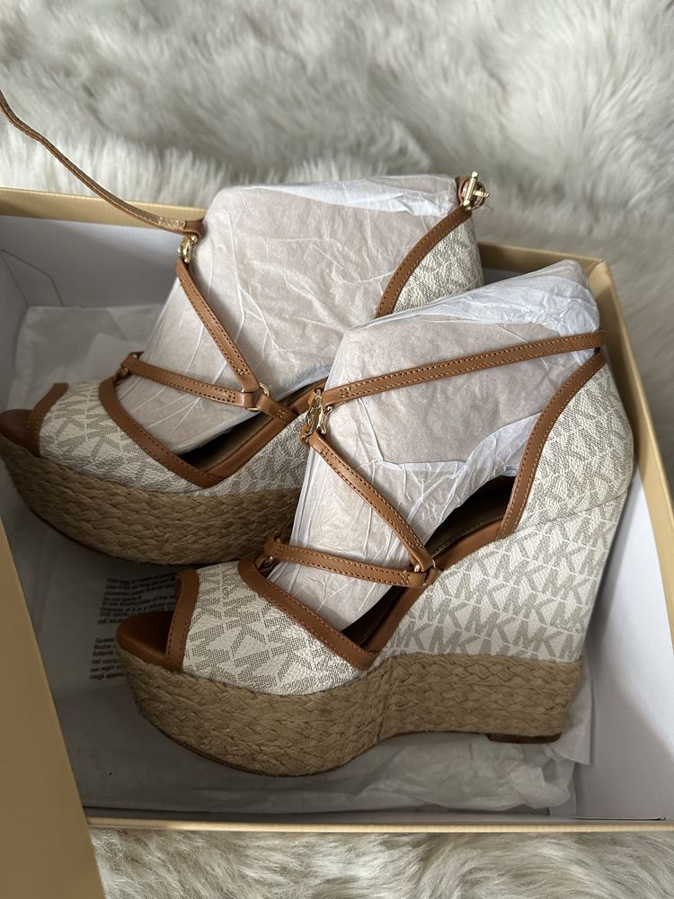 Buty Michael Kors  koturna terri wedge r.37/ M7