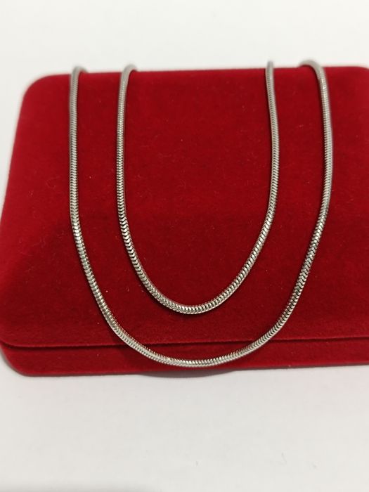 Srebrny łańcuszek splot żmijka okrągła dł.46cm, srebro próby 925