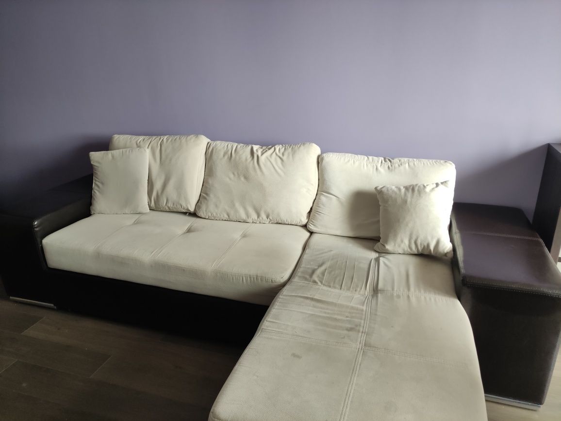 Narożnik / Sofa rozkładana z szezlongiem