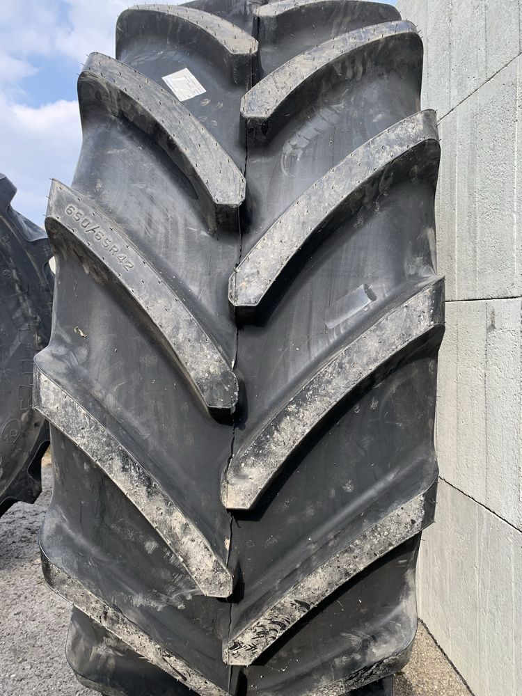 Шина 1 шт нова 650/65 R42 Bridgestone 650 65 42