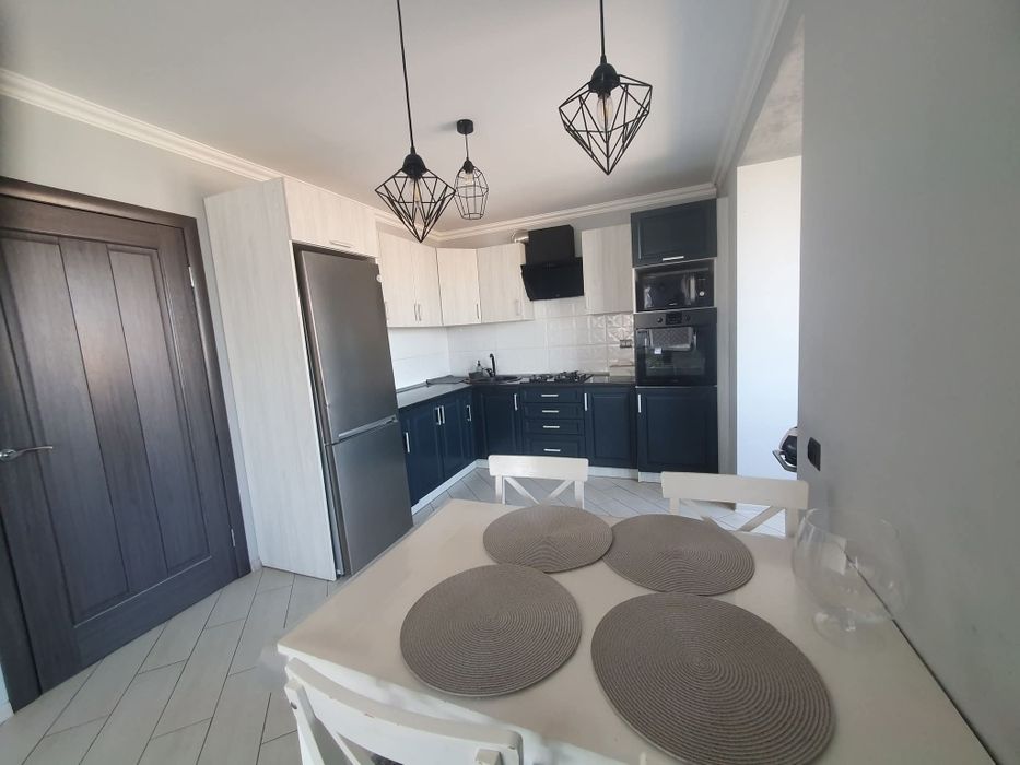 Оренда 1 км квартири по вулиці Квітовій, Старий Парк