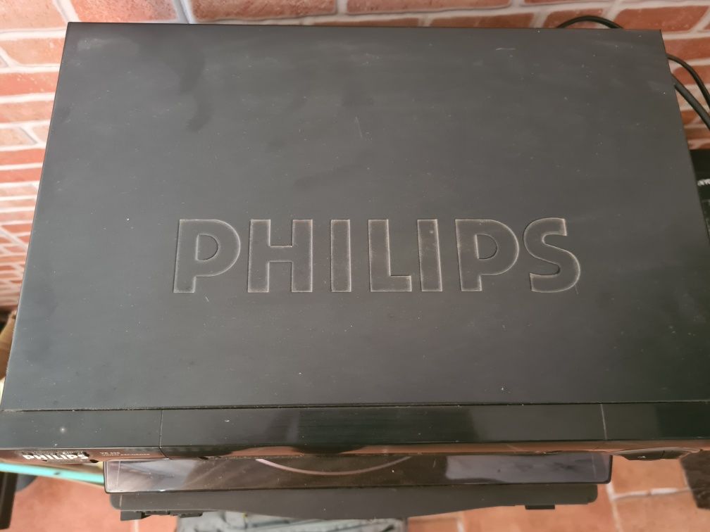 Philips vhs VR 600 - nao liga