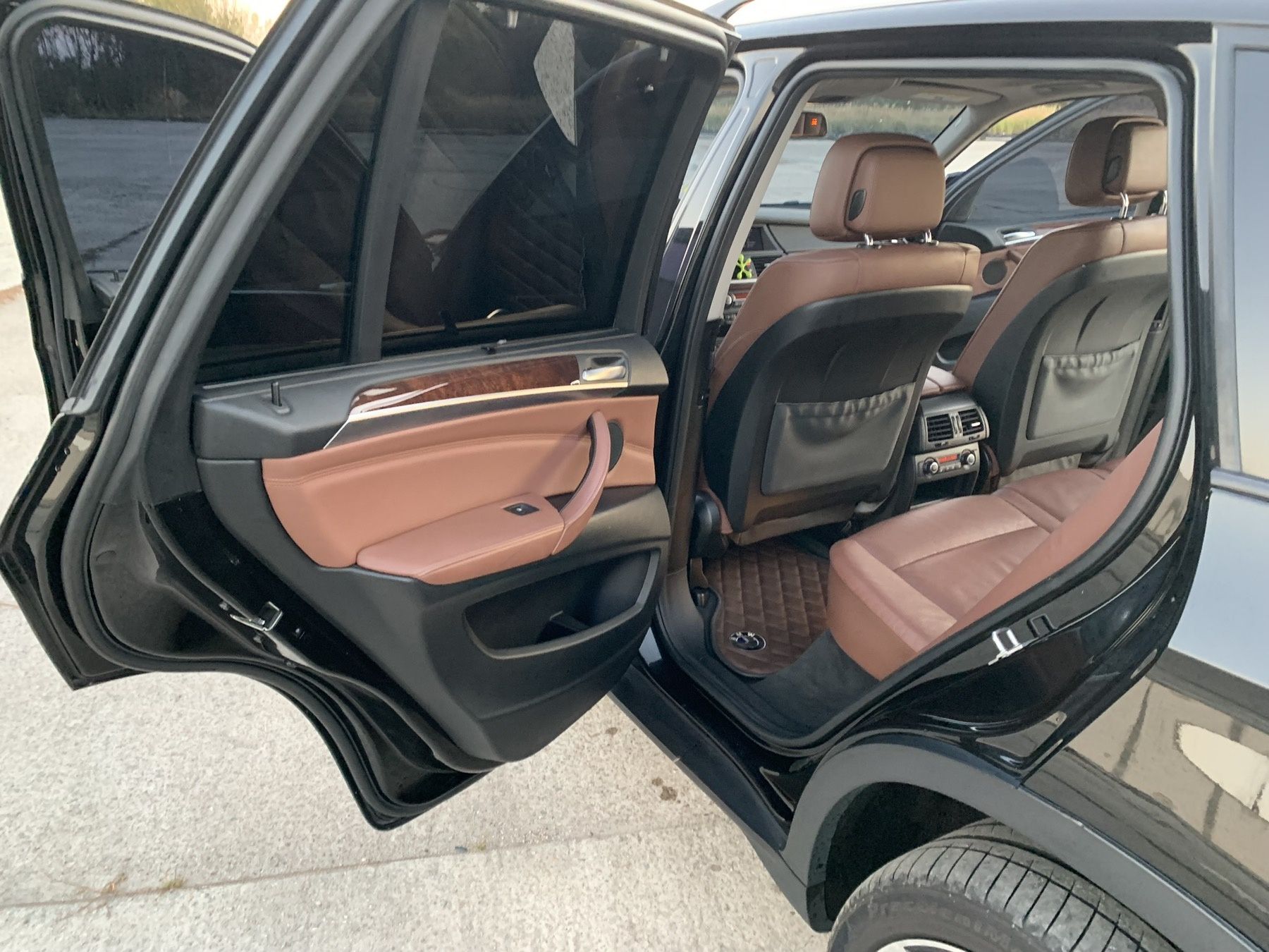 Продам BMW X5 е70 Biturbo