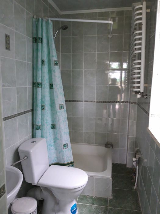 Здається 2 кімнатний будинок в Трускавці