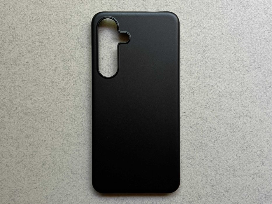 Samsung Galaxy S24 чохол матовий пластик чорний тонкий чехол бампер