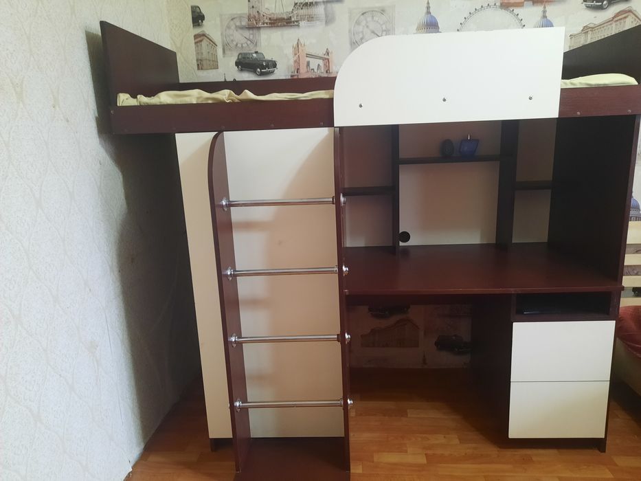 Кровать б/у гарний стан