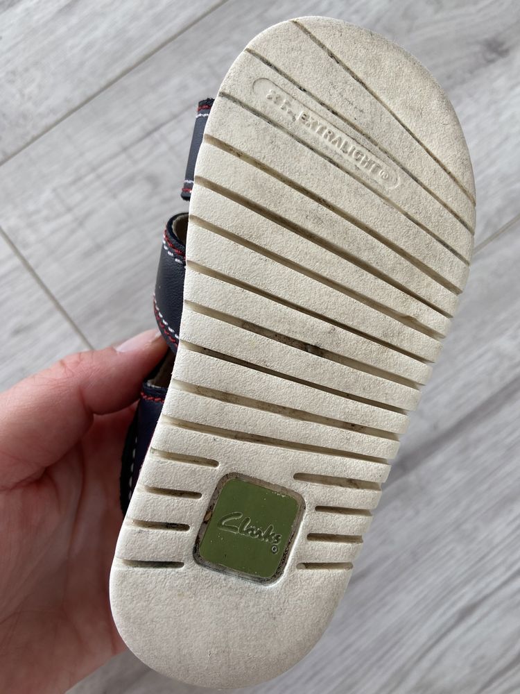 Sandały chłopiece ze skóry  Clarks rozmiar 23