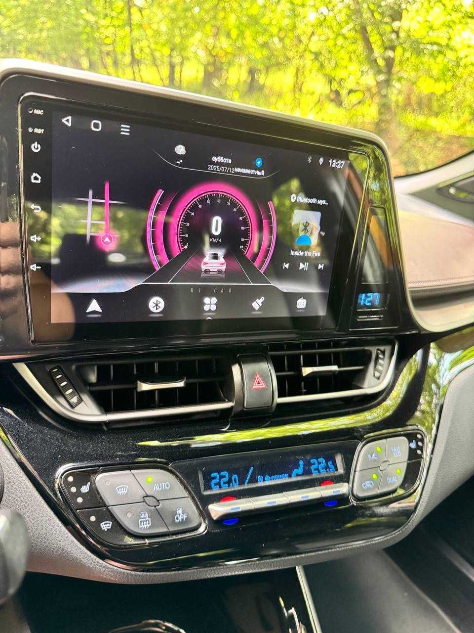 Toyota C-HR гібрид 2018