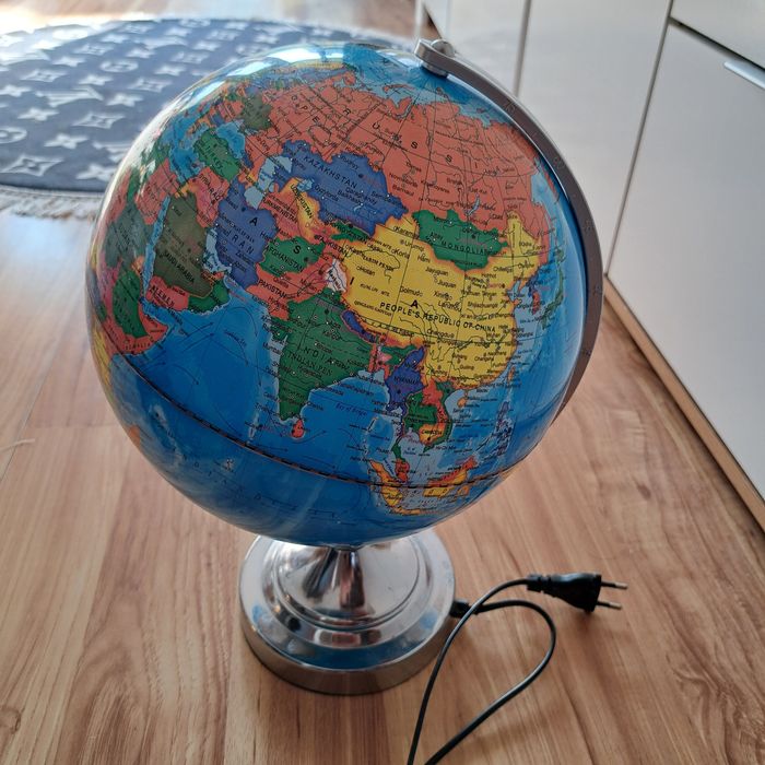 Globus podświetlany , lampka