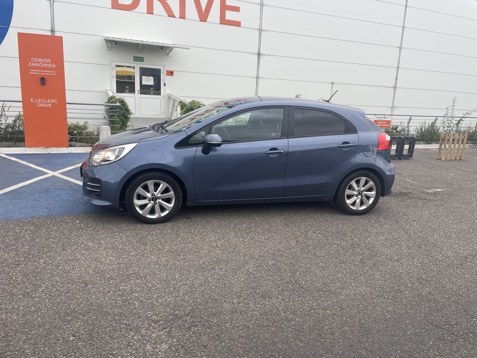 Kia rio 1.2 bezna bogate wyposarzenie maly orginalny przebieg z danii