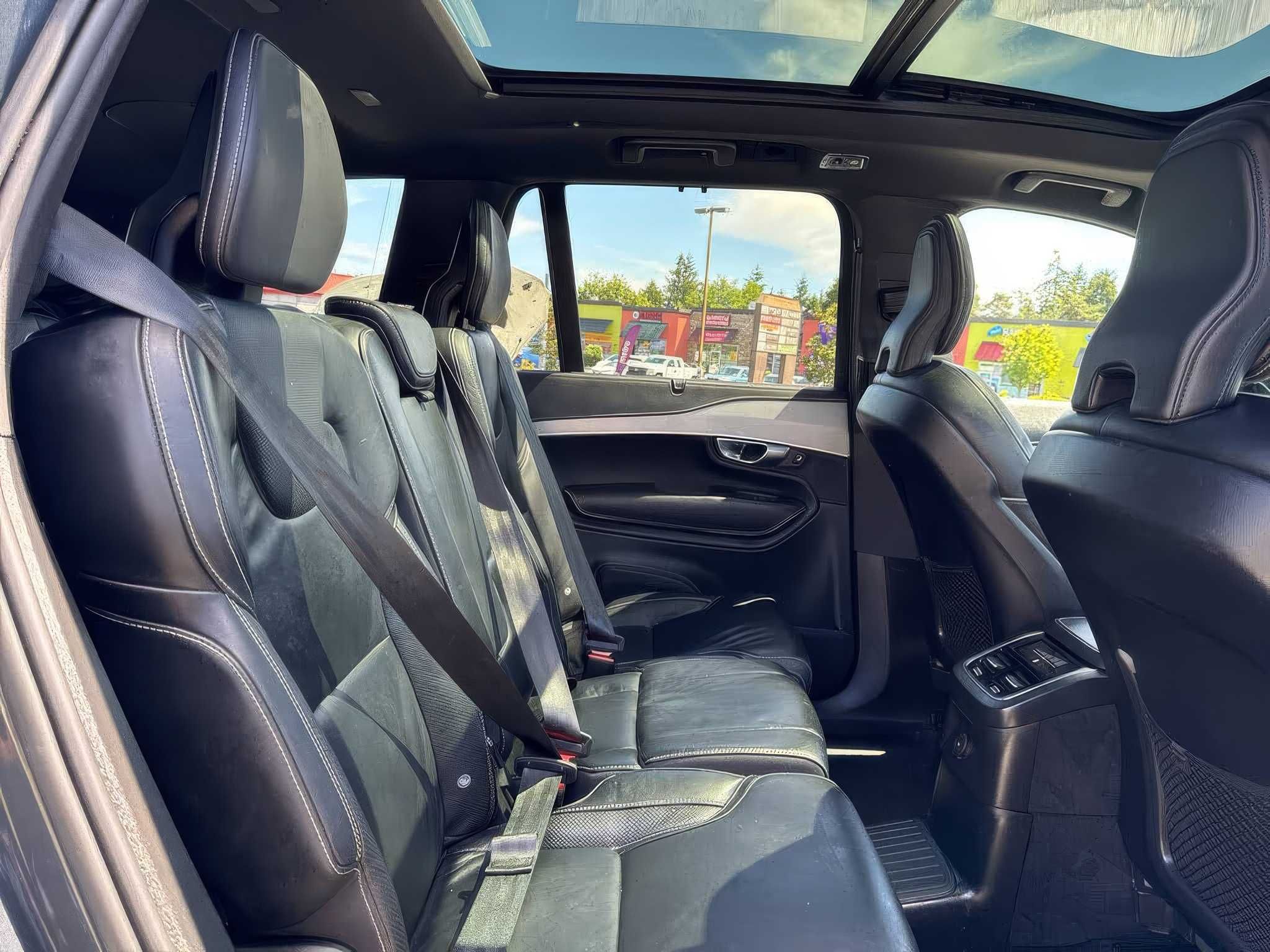 2022 Volvo XC90 Recharge R-Design Extended Range e