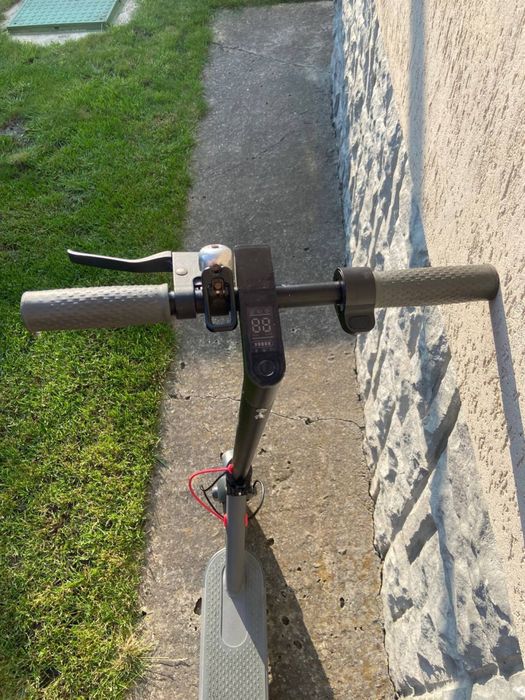 Продам самокат м365