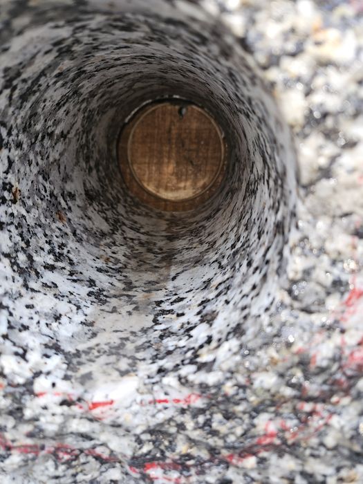 Carotes e Furos em pedra azul, granito e betão