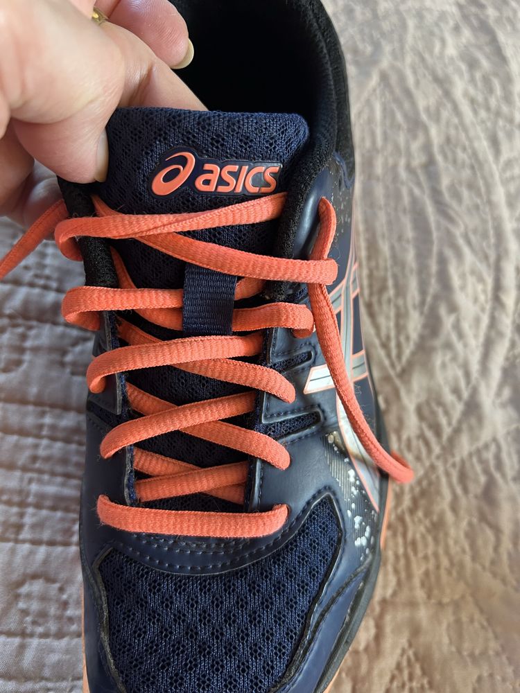 Adidasy obuwie sportowe  Asics rozmiar 36