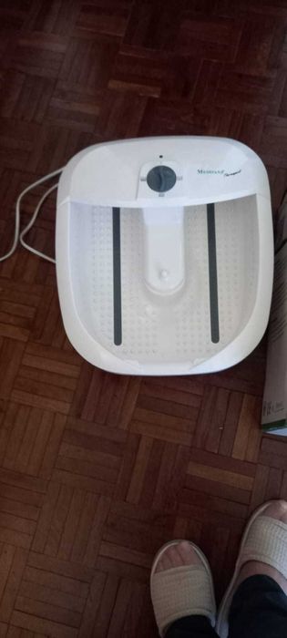 Aparelho hidromassagem e spa para pés da Medisana. Na caixa. Pouco uso