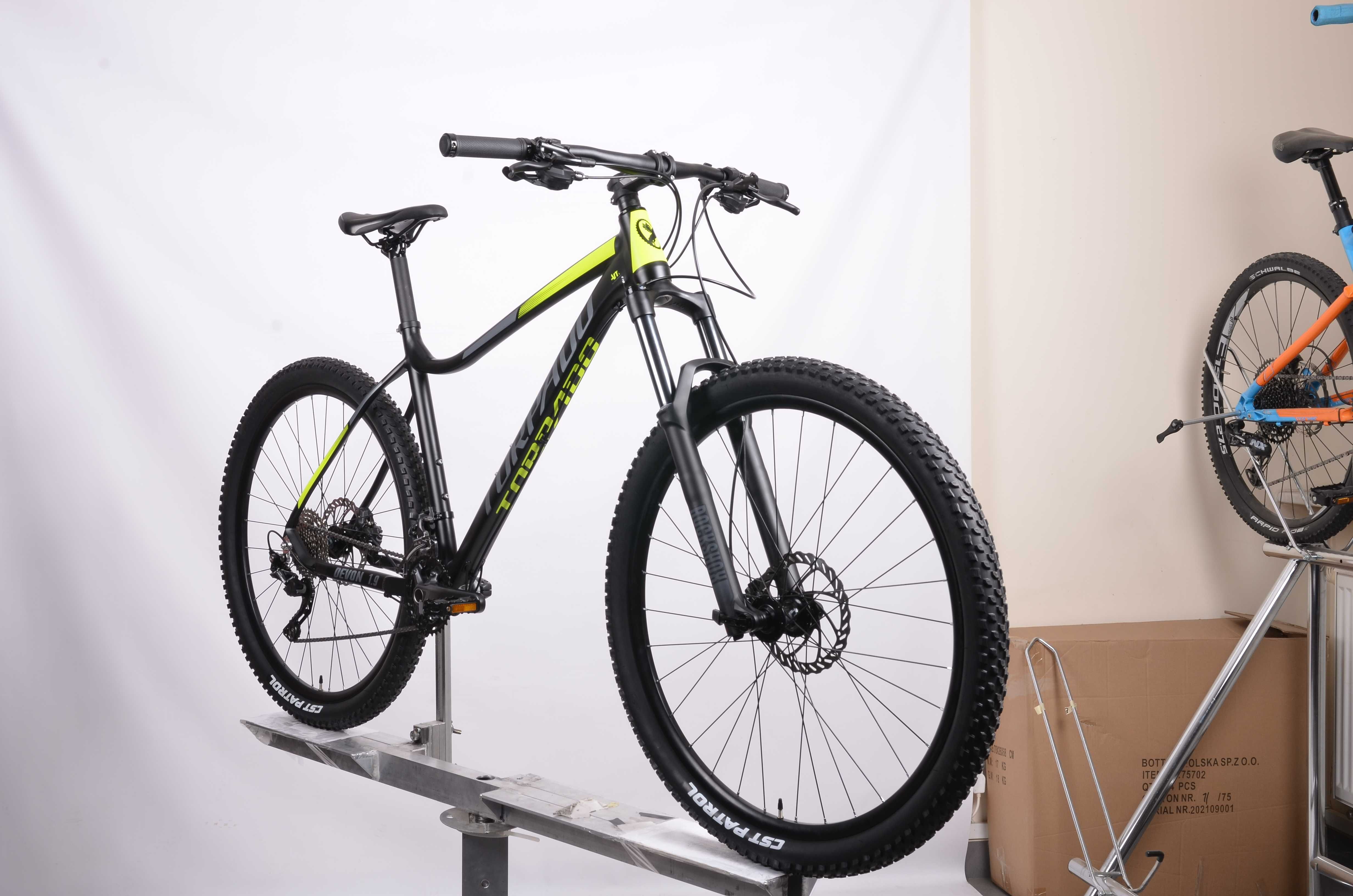 Powystawowy rower górski MTB TORPADO DEVON 1.9 / Dwa rozmiary 20 i 18