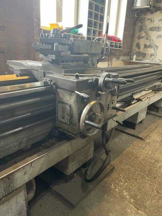 Tokarka przemysłowa z długim łożem - likwidacja zakładu mechanicznego
