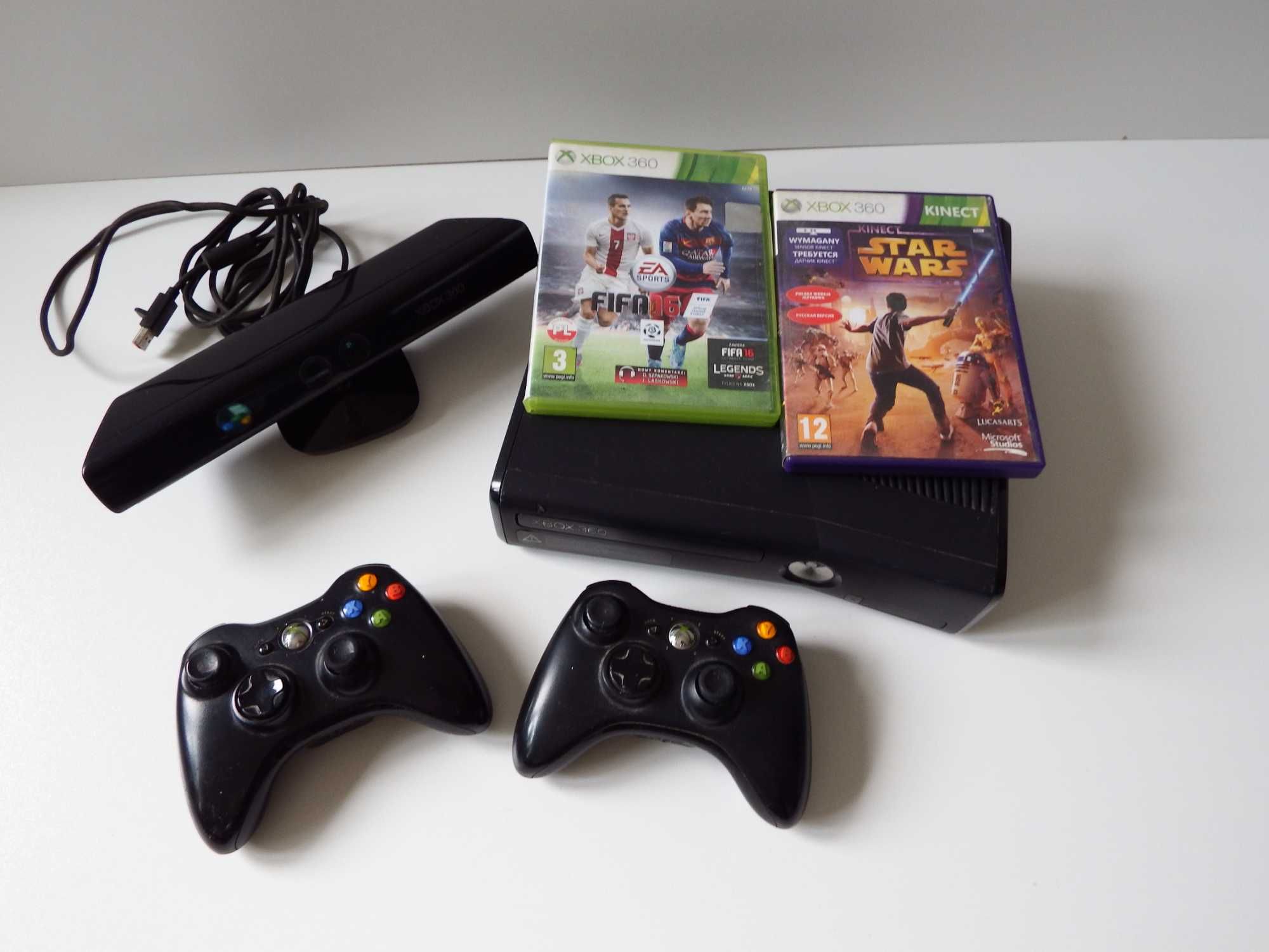 KONSOLA DO GIER Xbox 360 model E 250GB + kinect + pady + gry KOMPLET