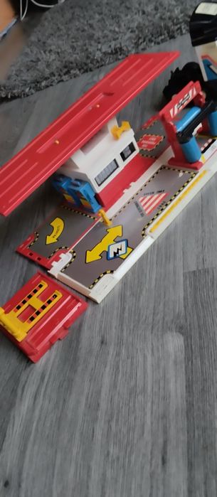 Машина-тягач, большая