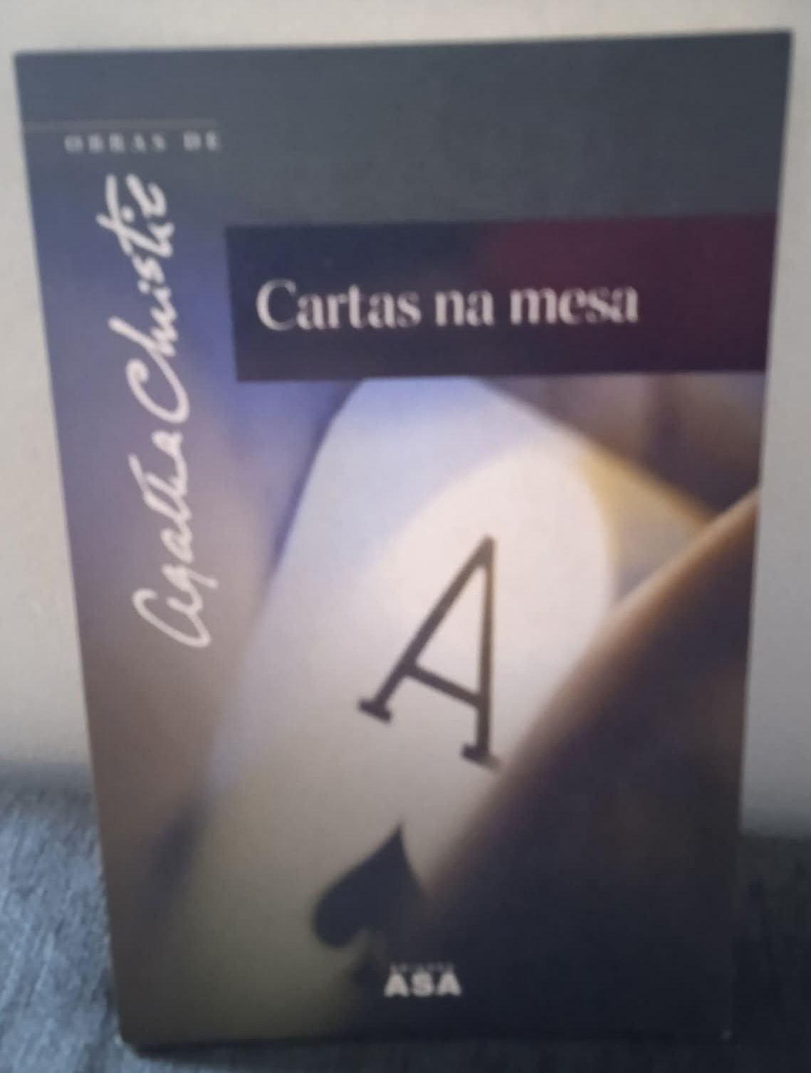 Cartas na mesa de Agatha Christie (portes incluídos)