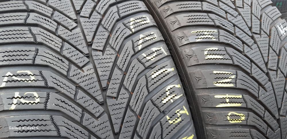Opony Zimowe 225÷45÷18÷.KUMHO.Rok 2022.Adres-ZALESIANY 33 A.