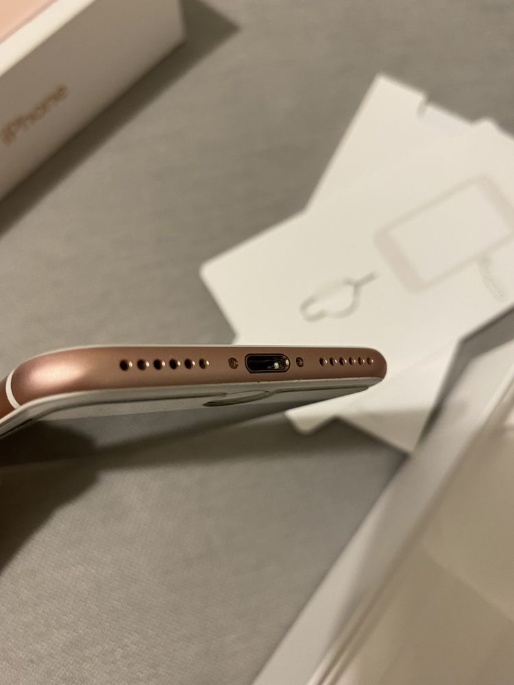 Iphone 7 rose gold 32gb uszkodzony glosnik i przednia kamera