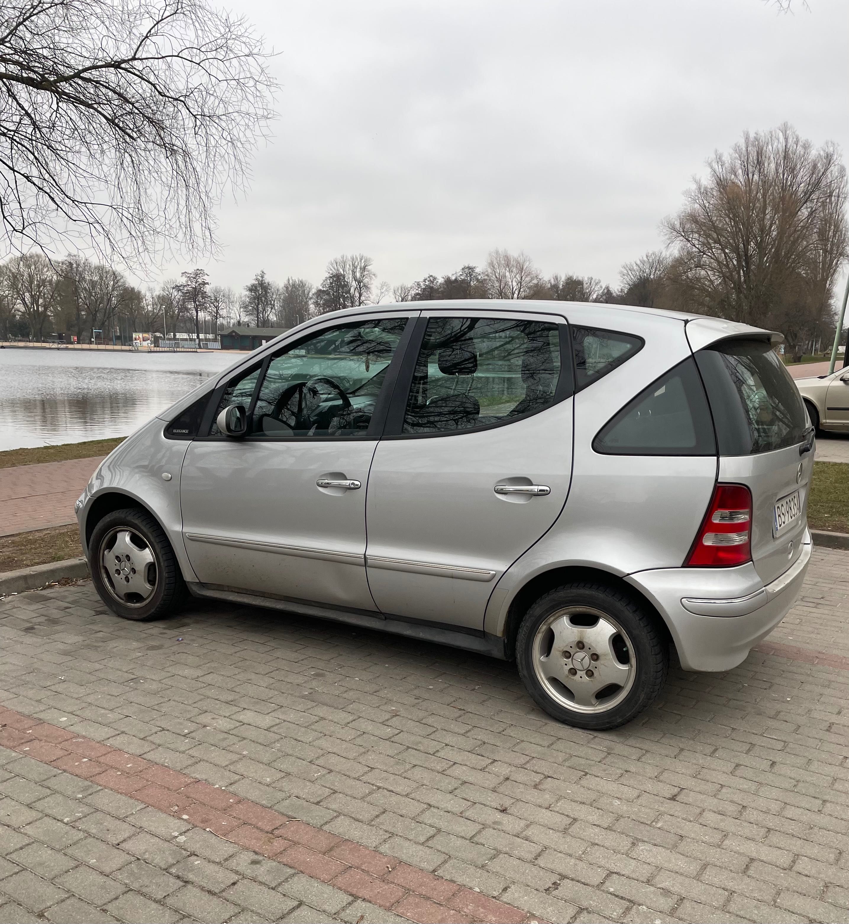 Mercedes-Benz A160L