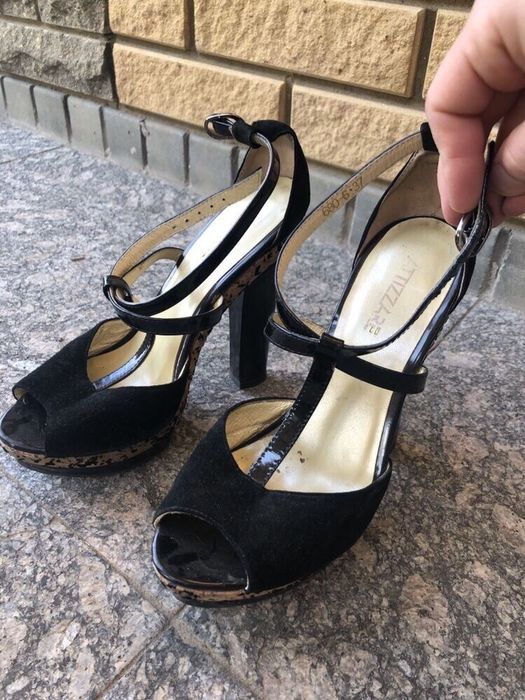 Босоножки attizzare miraton