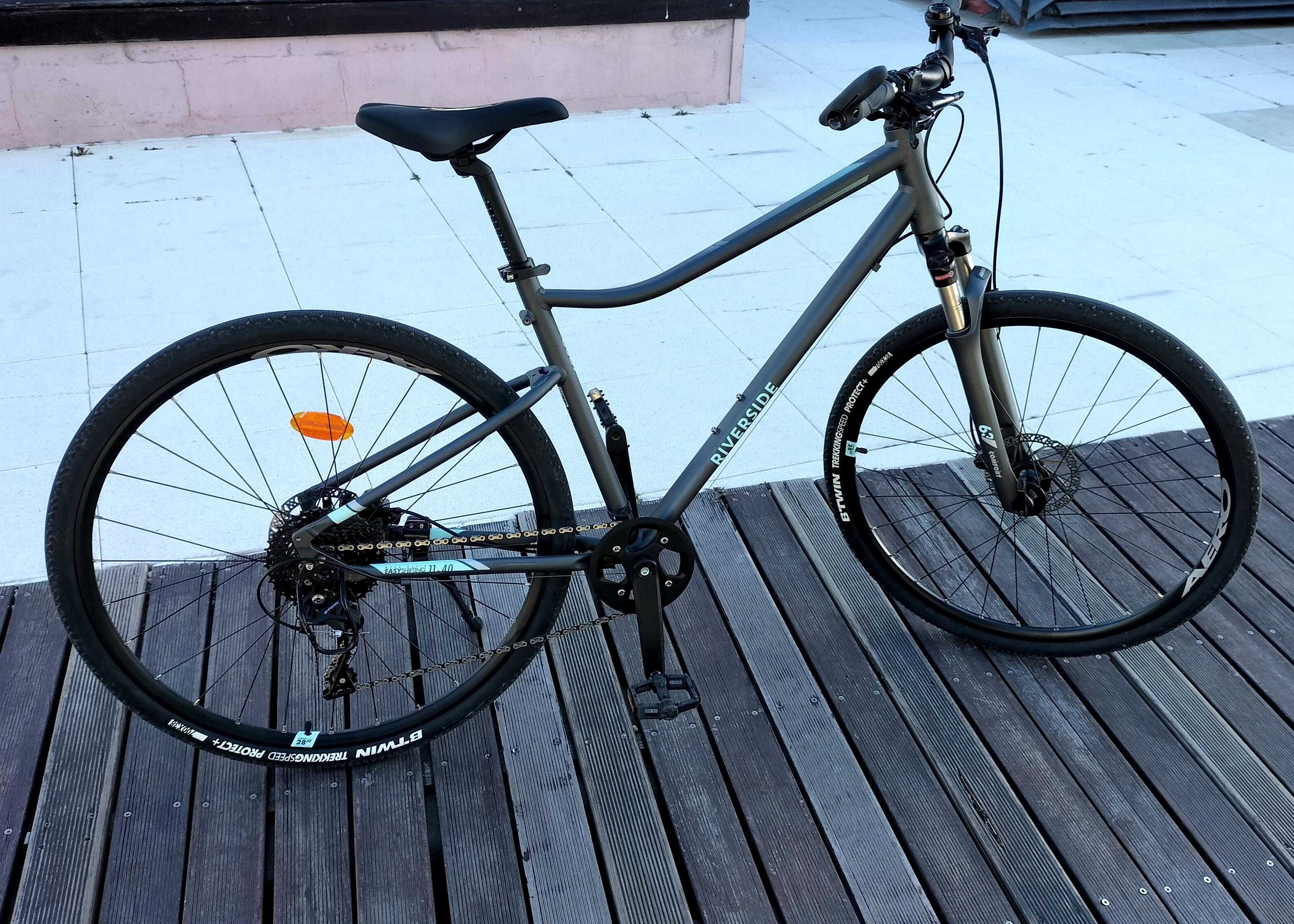 Bicicleta Decathlon Riverside 900