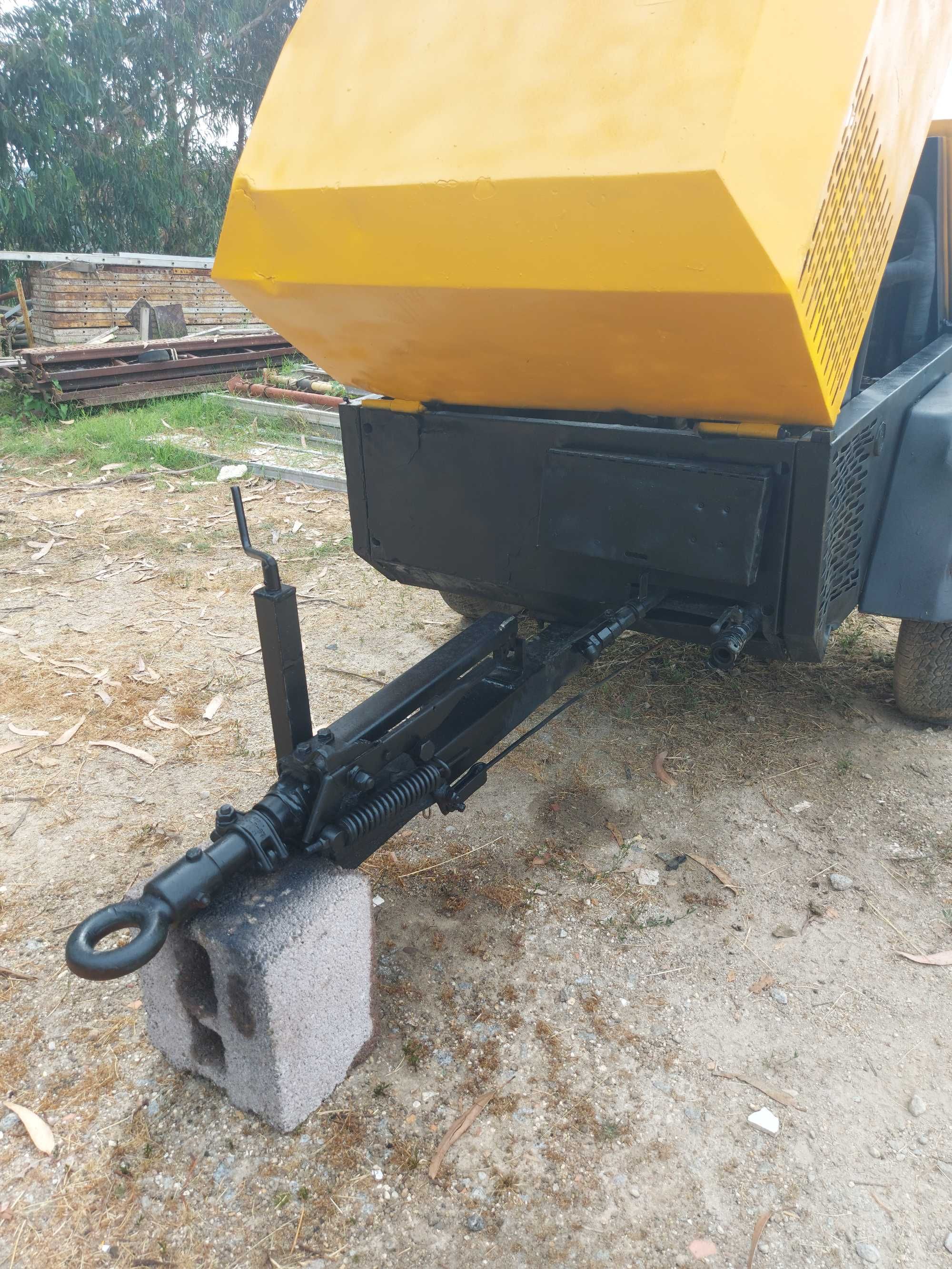 Compressor + 2 Martelos Pneumáticos – Excelente Estado