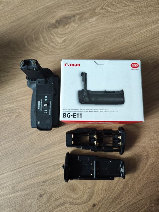 Canon BG-E11 батарейний блок