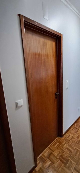 Portas em Madeira