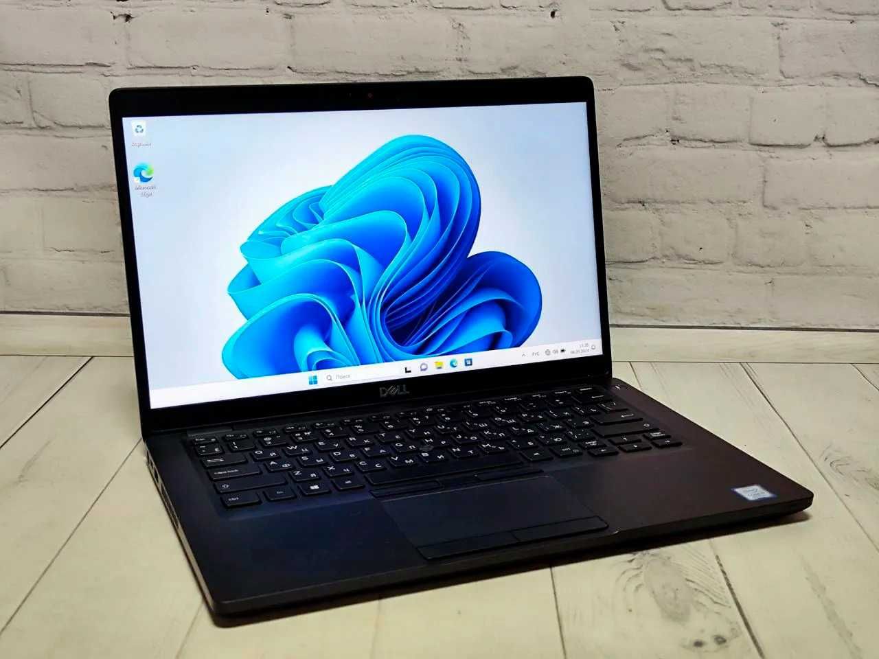 Потужний DELL Latitude 5400 i7-8665U, 16 DDR4, Ноутбук + ПОДАРУНОК!