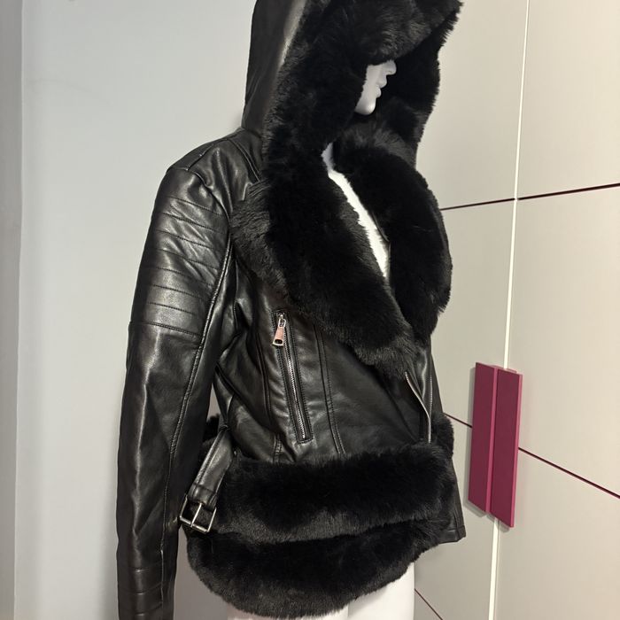 Ramoneska sztuczne futro kurtka m butik czarna