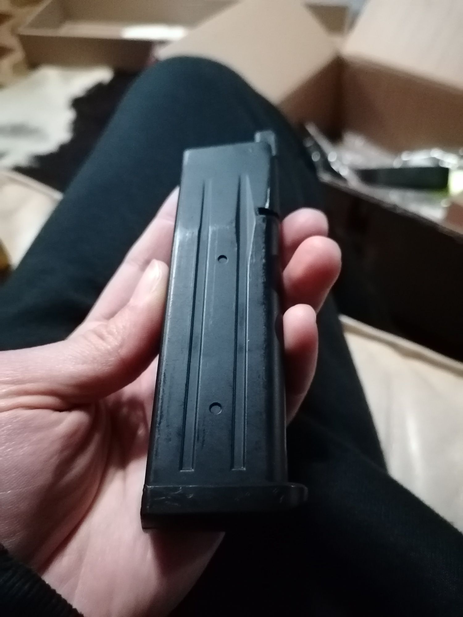 Airsoft pistol magazine