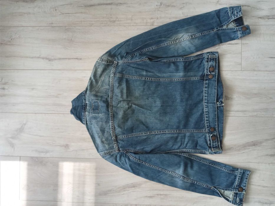 Фирменная джинсовка levis