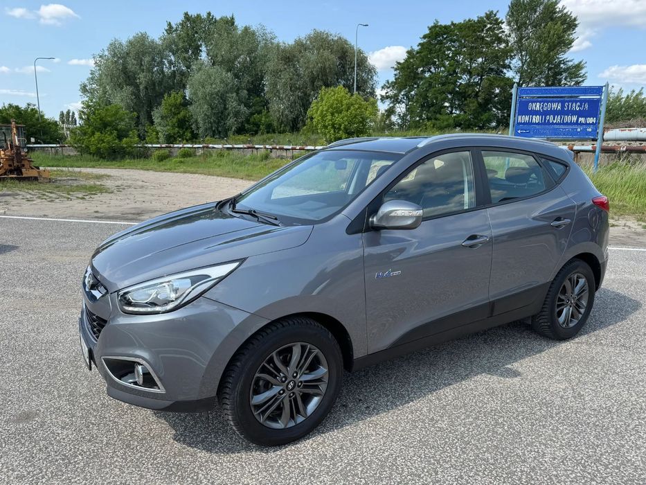 Hyundai ix35 Serwisowany Bezwypadkowy Klimatronik Tempomat Nawigacja Led Kamera HAK
