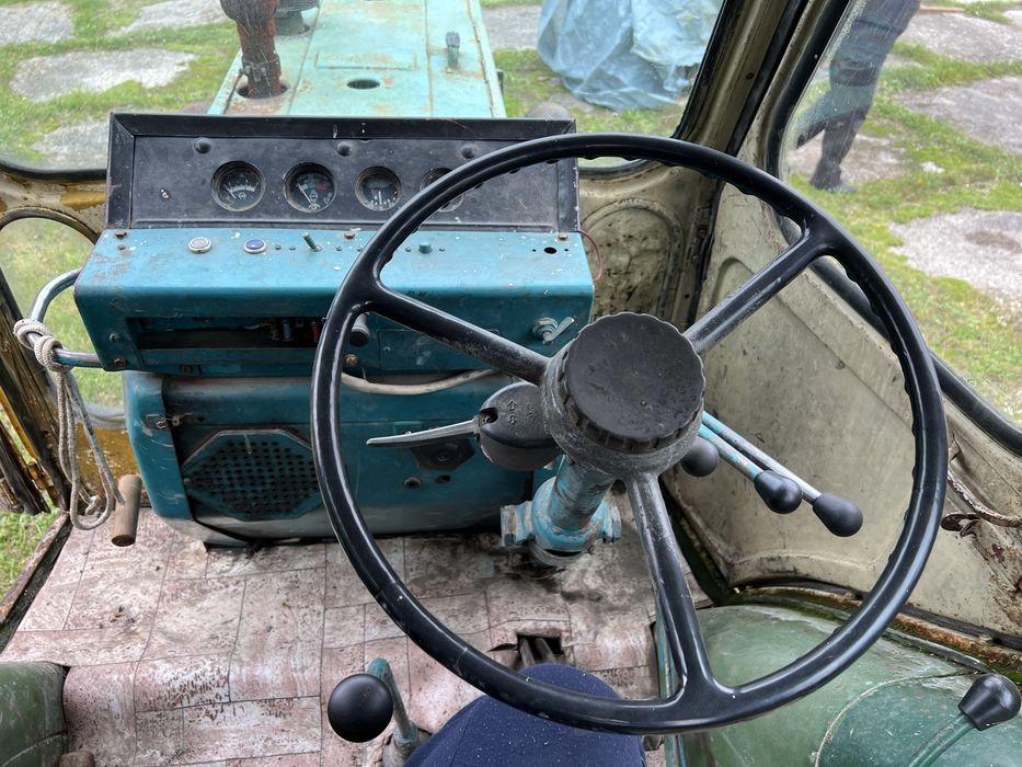 Трактор ЮМЗ-6л / причіп