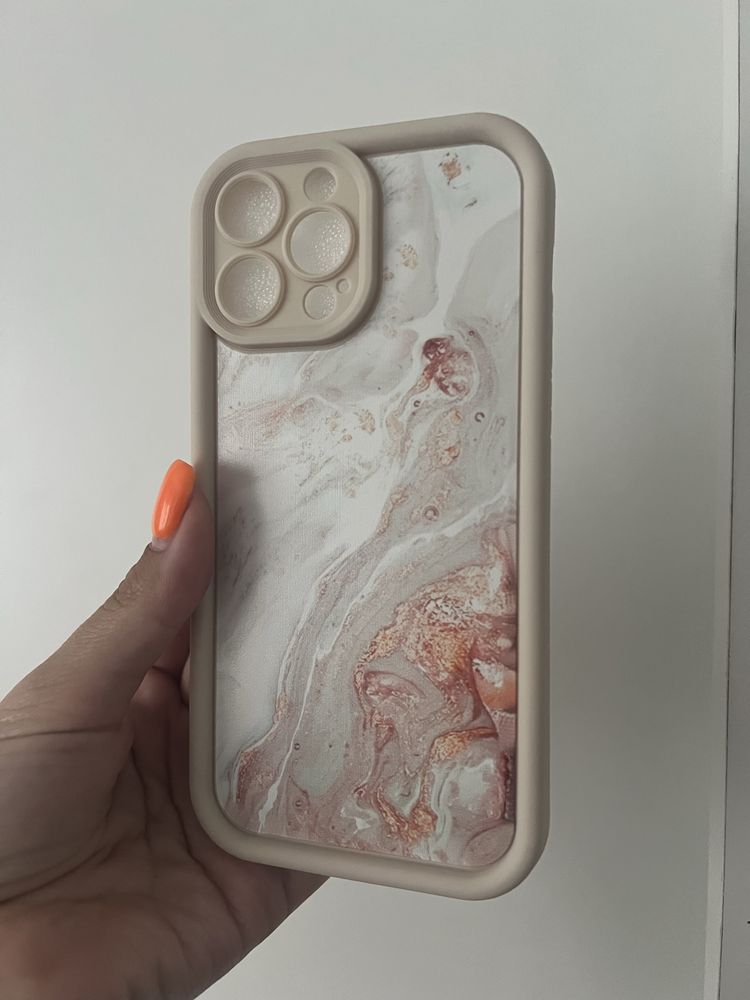 Etui na iPhone 13 pro max